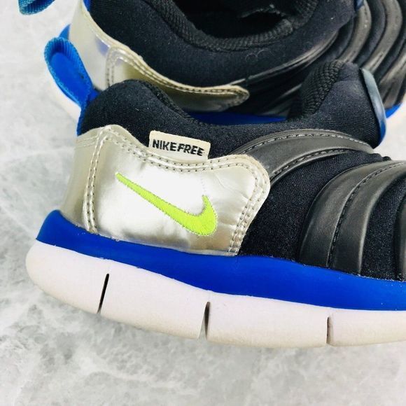 Nike Dynamo Free Volt TD‎ Toddler Size 9C Shoes Black Blue Sneakers 343938-012 - Picture 2 of 9